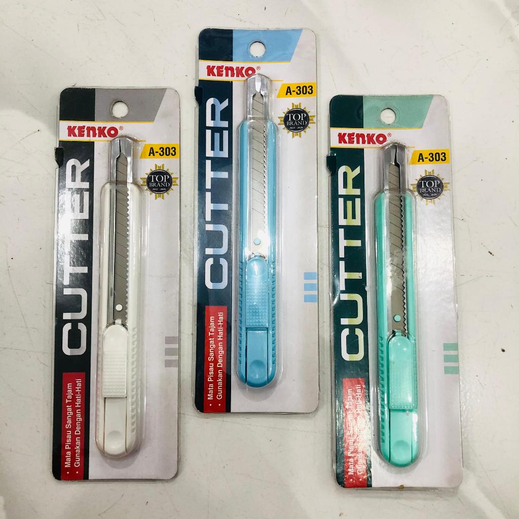 

Cutter Pemotong Kenko A-303 Cocok Untuk Memotong Kardus, Plastik, Kertas Dll