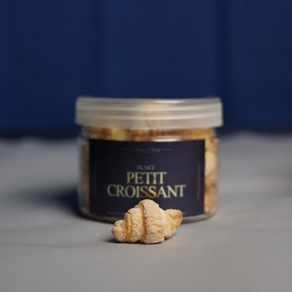 

Flaky Petit Croissant/ Original Snack Mini Premium Renyah Gurih Kemasan 300 gr