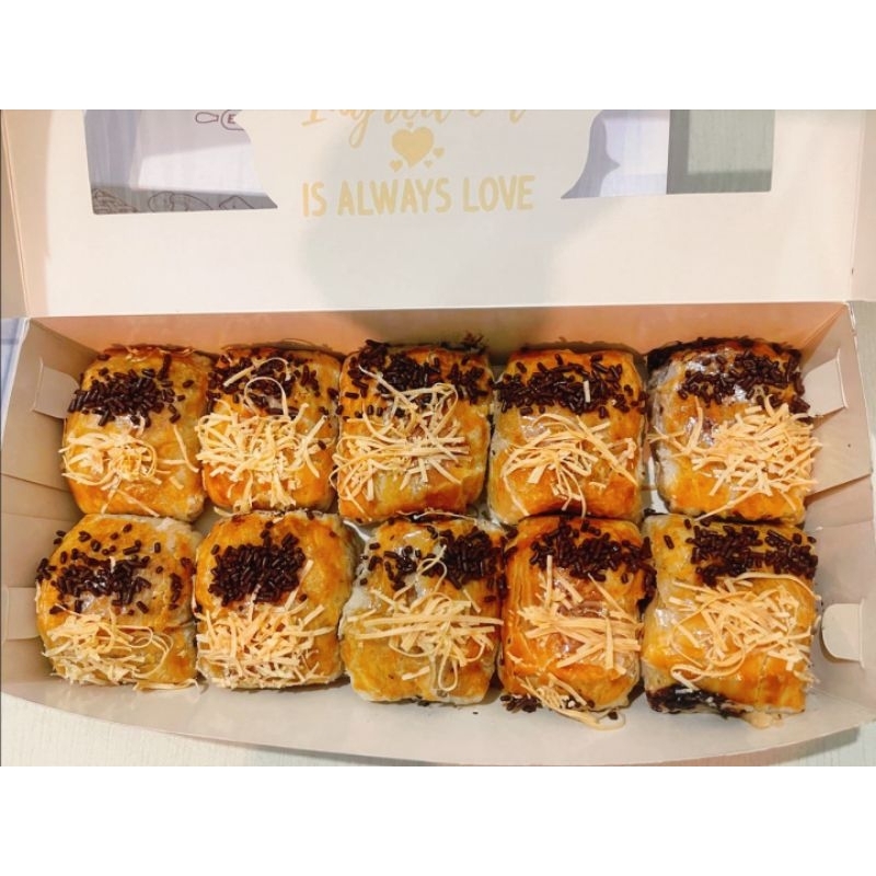 

BOLEN PISANG COKLAT KEJU isi10