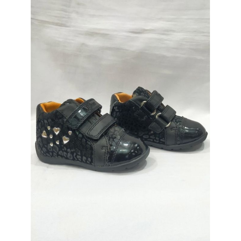 Sepatu anak ori Geox