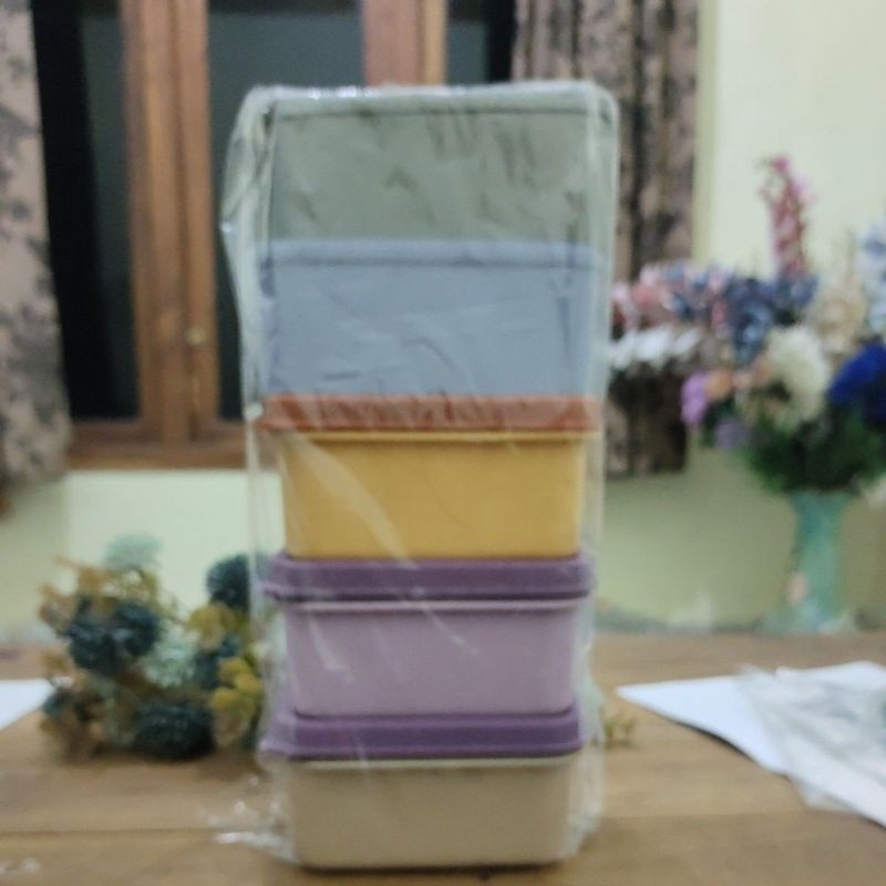 petit twin tulipware