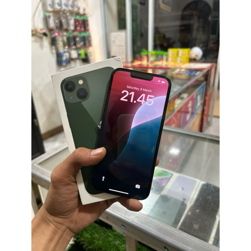iPhone 13 128