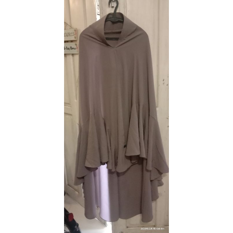 preloved Khimar duyung by Albani corner