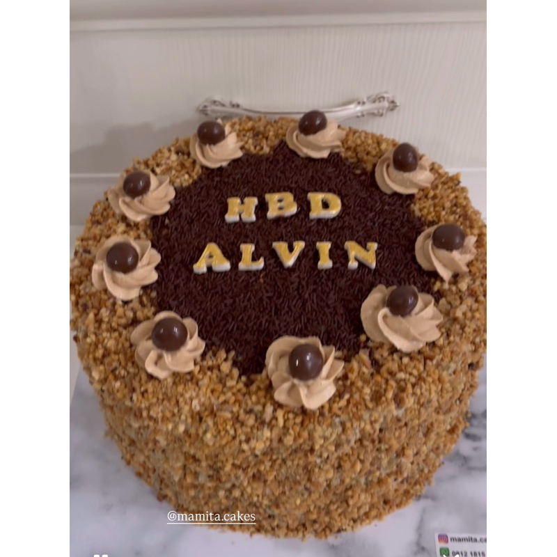 

moccanougatcake