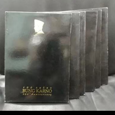 

Set Album Perangko/Prangko 100 Tahun Bung Karno Set
