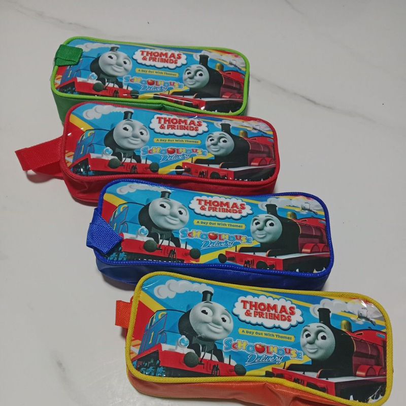 

PROMO TEMPAT PENSIL RESLETING KARAKTER THOMAS ADA 4 WARNA