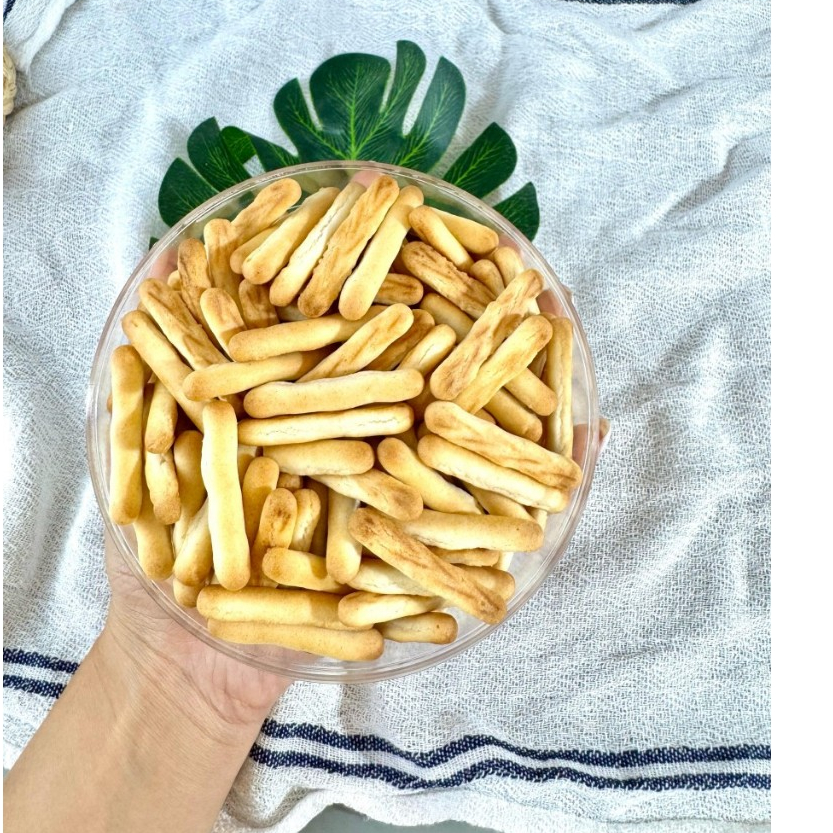 

PROMO 2 BUNGKUS BISKUIT STIK NISSIN/ STIK BISKUIT NISSIN / KEMASAN SACHET 50 GR