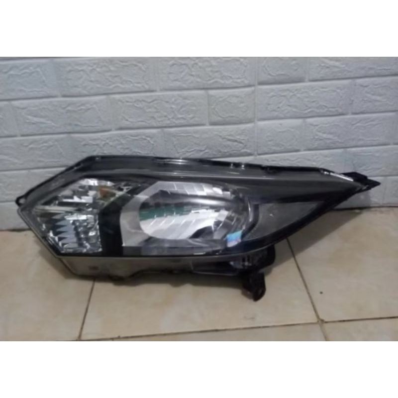headlamp honda hrv 2015
