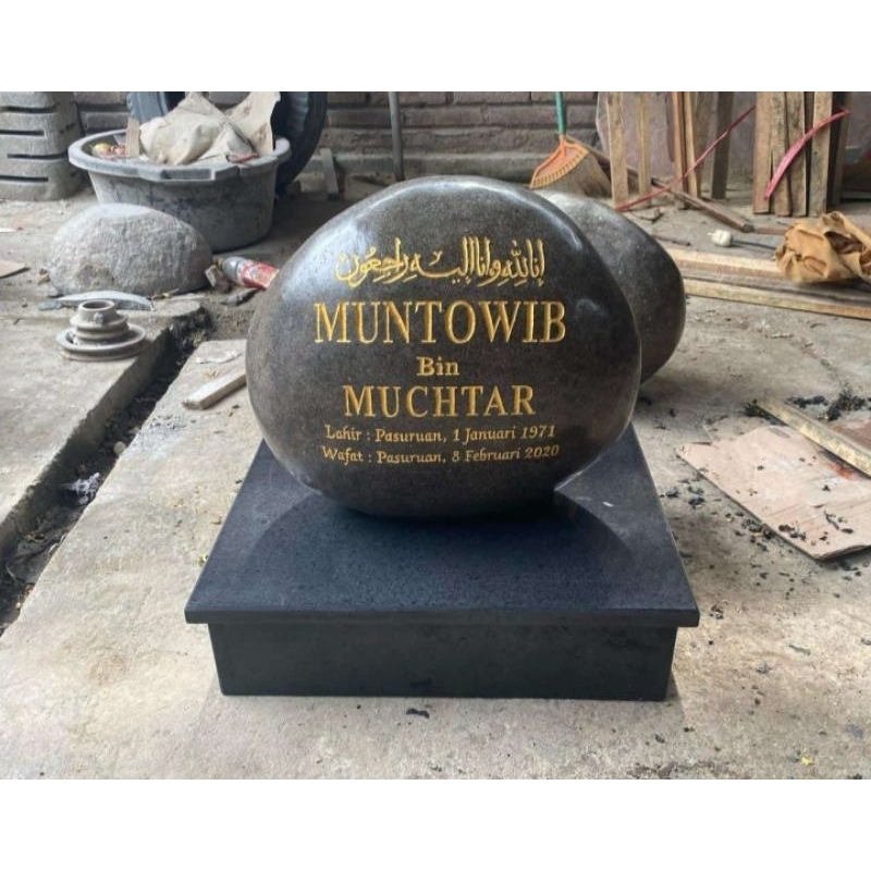 nisan makam batu alam + tatakan / nisan makam natural