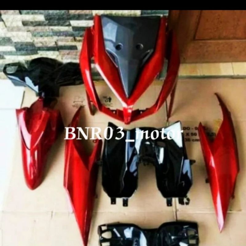 Full Body Halus Motor Honda Vario Techno CBS 110 Karbu Warna Merah