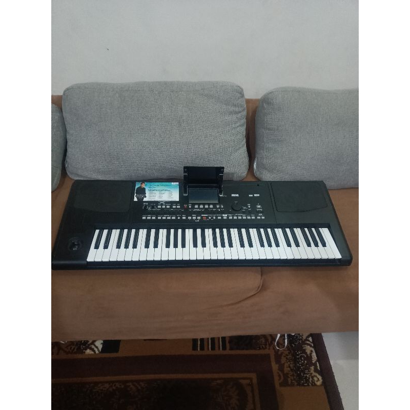 Korg Pa 300 IDN V2 bekas dan segel
