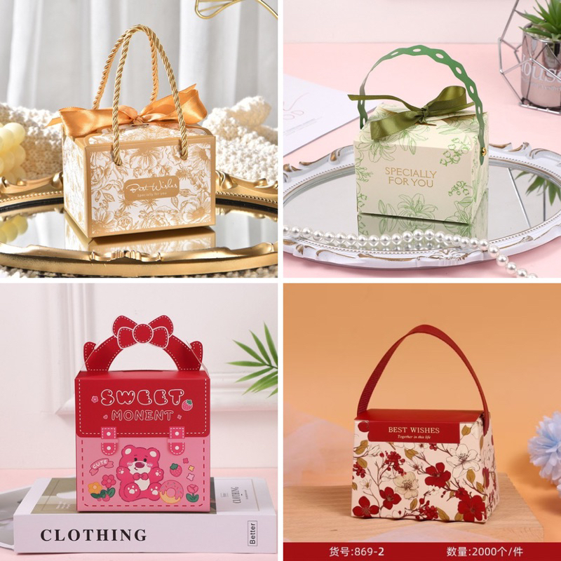 

BOX HAMPERS PAPER BAG BOX KOTAK SOUVENIR NATAL IMLEK SNACK PERMEN COKLAT GIFT CHRISTMAS BIRTHDAY/WEDDING/SANGJIT BINGKISAN ULTAH LUCU UNIK