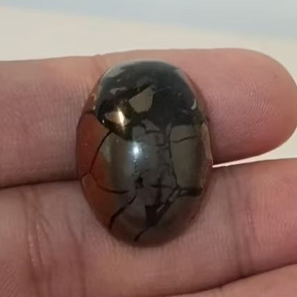 batu natural sisik naga enrekang