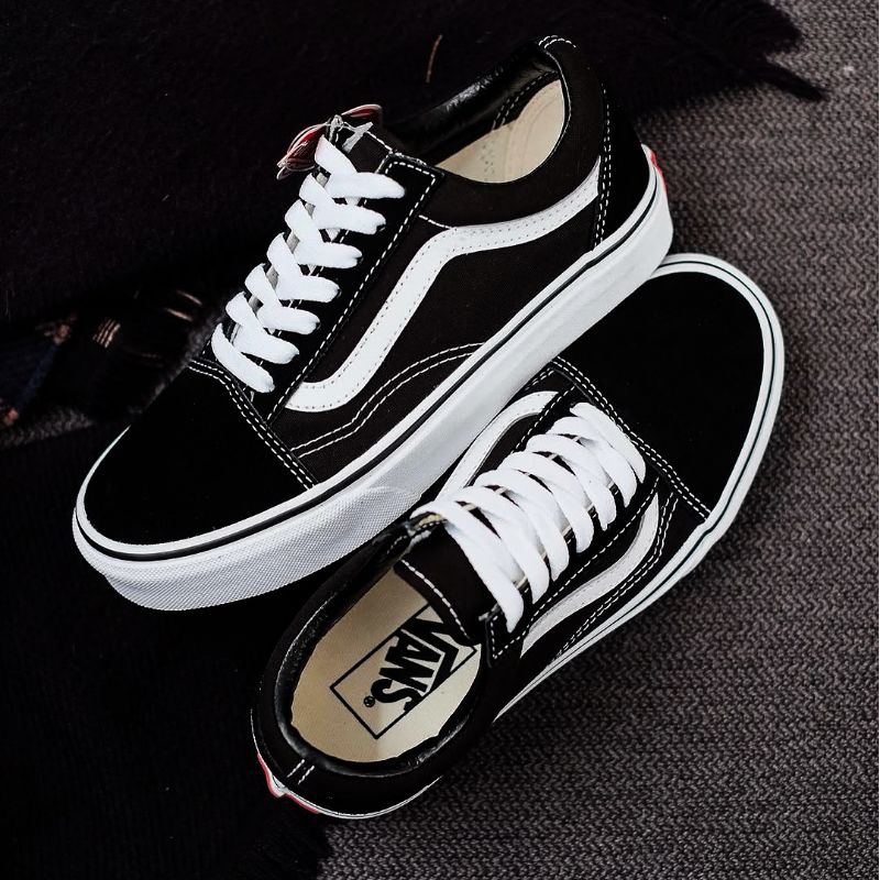 VANS OLD SKOOL CLASSIC BLACK WHITE ORIGINAL PT NAVYA