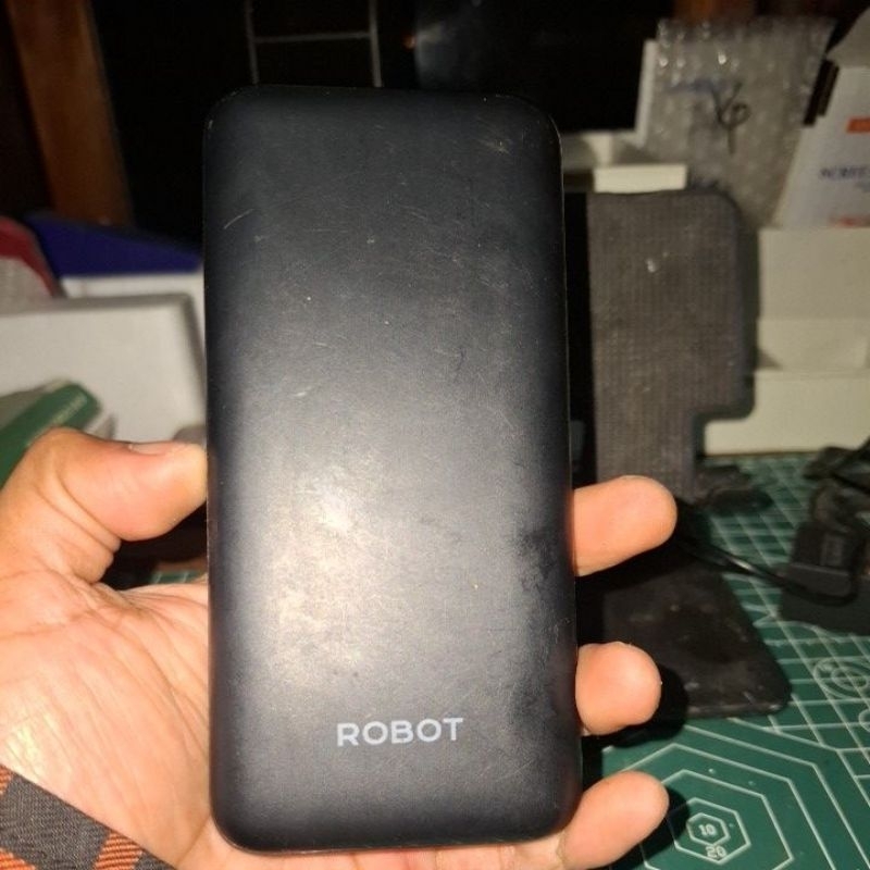 Power Bank Robot