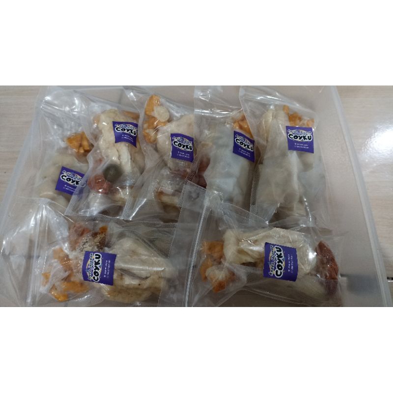 

cilok kuah / baso aci / cilok isi ayam khas Garut