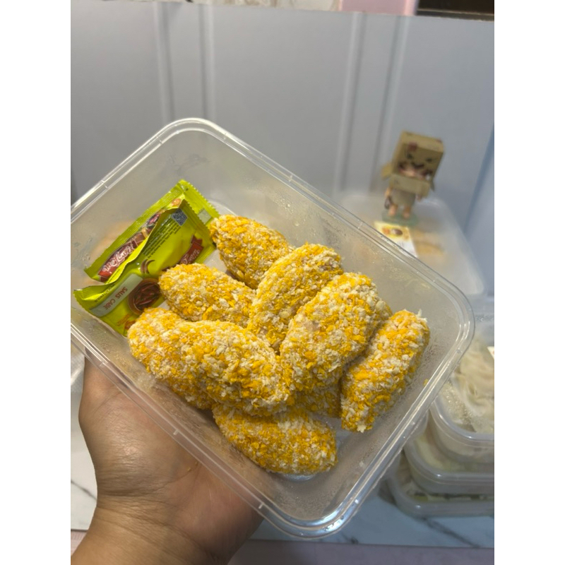 

UDANG KEJU, UDANG RAMBUTAN, DIMSUM, GYOZA BY AKIRA BITES