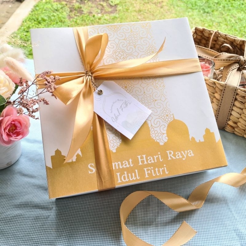 

PAKET ISI 4/ hampers NATAL /hampers eid /hampers lebaran/kue kering NATAL/kue lebaran