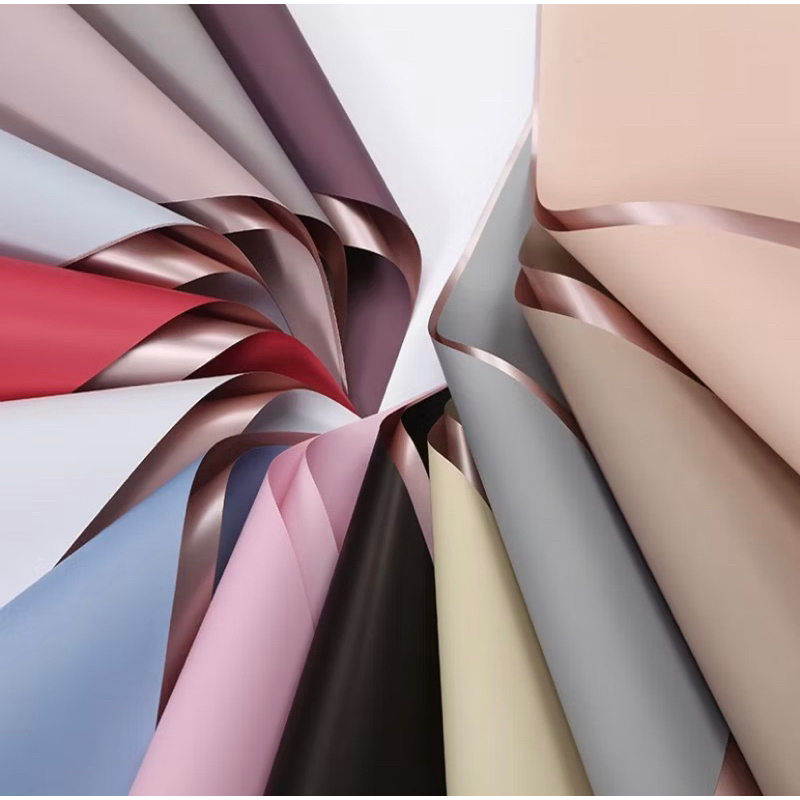 

KB024 20 LEMBAR Kertas Buket Bunga Dua Warna Bi Color Waterproff Flower Wrapping Paper Cellophane Waterproof [GROSIR] GQM