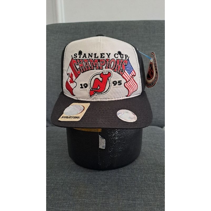 TOPI STANLEY CUP CHAMPIONS ORIGINAL