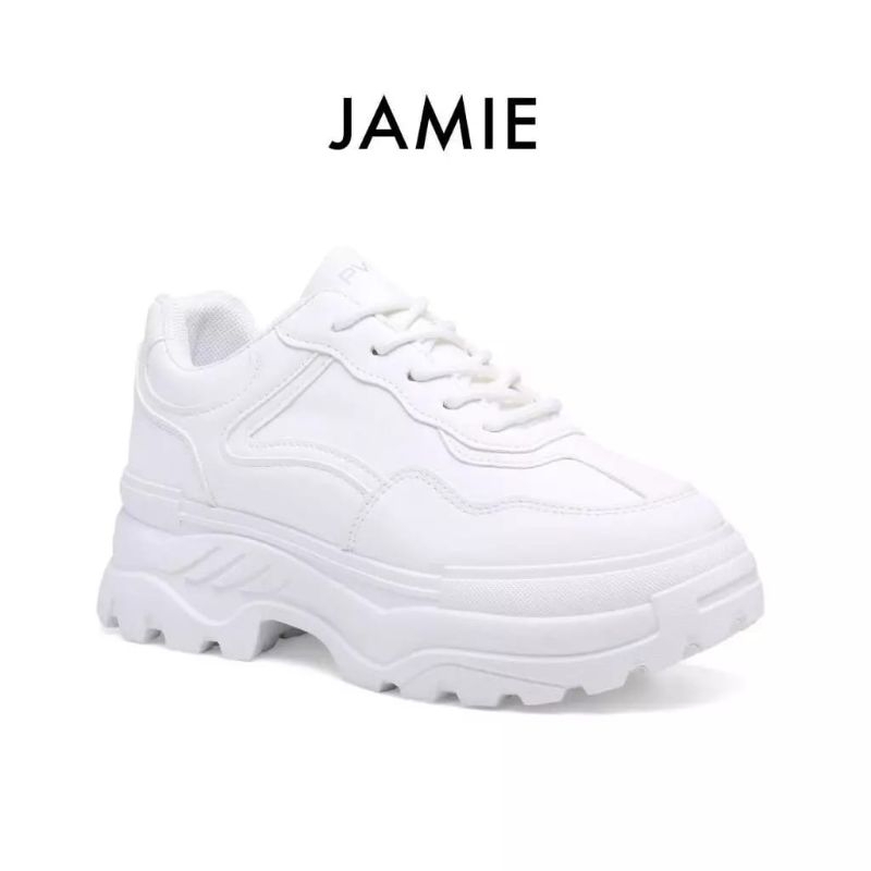 PVN sepatu putih jamie size 40