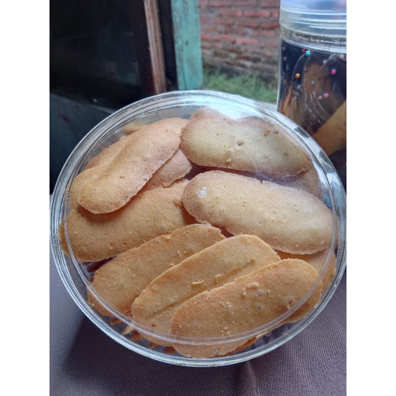 

kue kering serba 25ribu!!