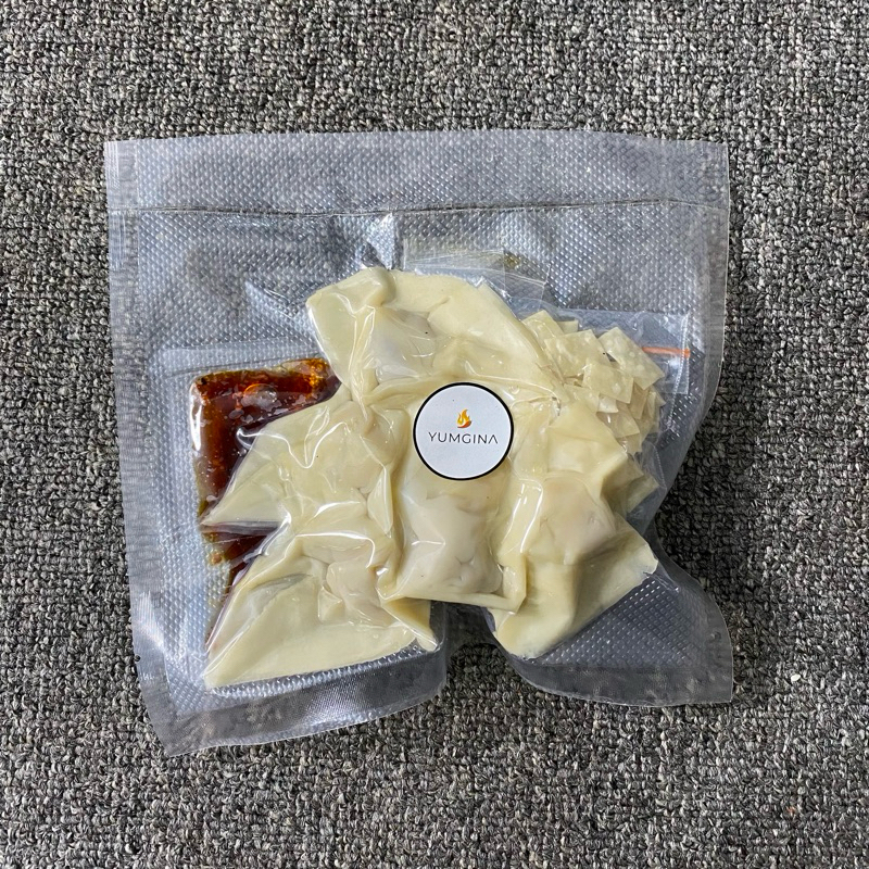 

Wonton Yumgina Sudah Termasuk Bumbu & Chili Oil