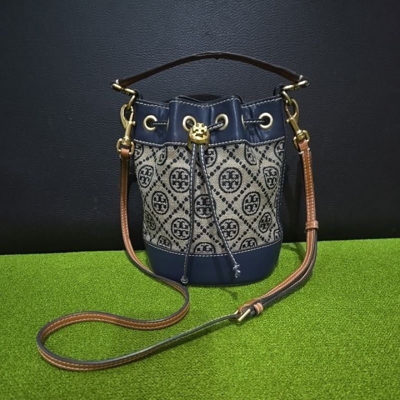 T0ry Burch T Monogram jacguard  mini bucket preloved