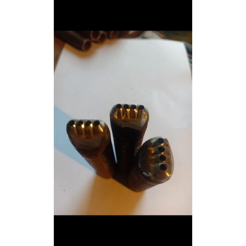 

pisau serut bambu ukuran 3.1/3.2/3.3 isi 4 lubang