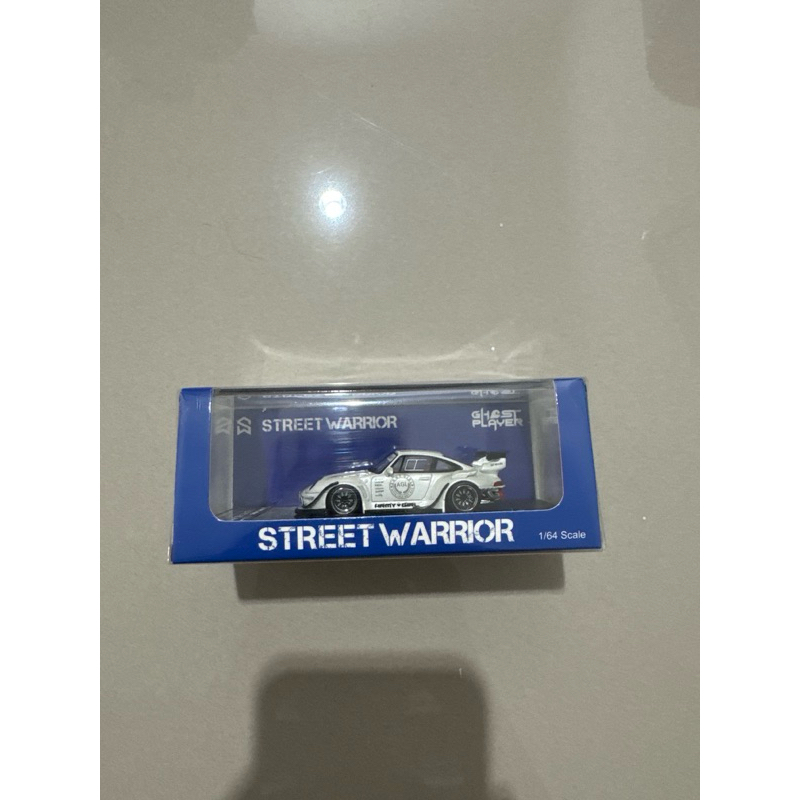 STREET WARRIOR  RWB PORSCHE ARMY GIRL WHITE