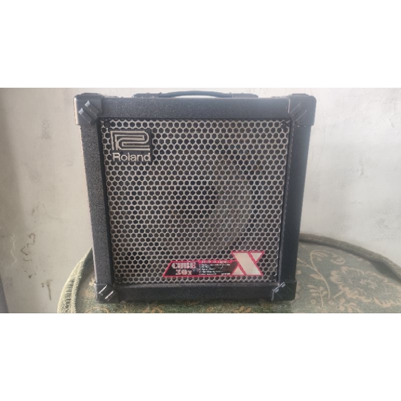 Roland cube 30x