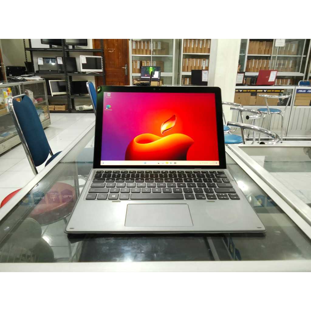 Laptop Murah Dell Latitude 7200 2in1Core i7 gen 8RAM 16GB SSD 256GB Layar 13,3" inc FHD Touchscreen 