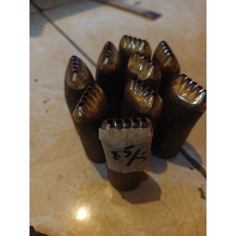 pisau serut bambu ukuran 2.5/2.6 isi 5 lubang