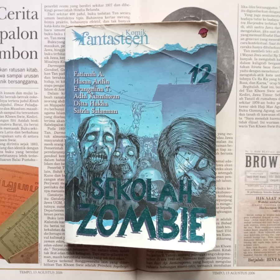 Komik Fantasteen Sekolah Zombie