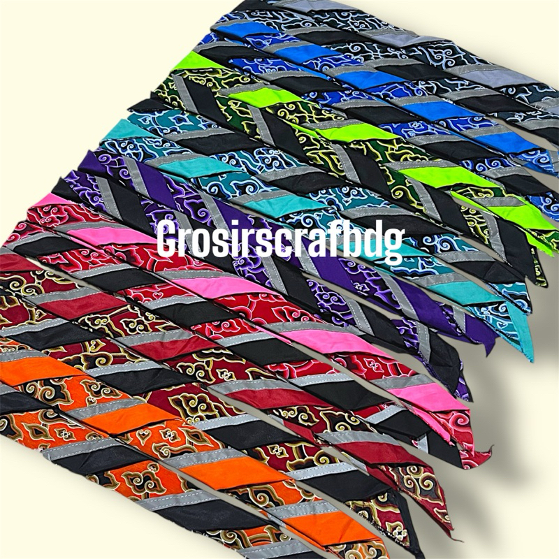 scraf pramuka motif batik mega mendung menyala \ Scraft Pramuka Batik Mega Mendung scarf Menyala skr