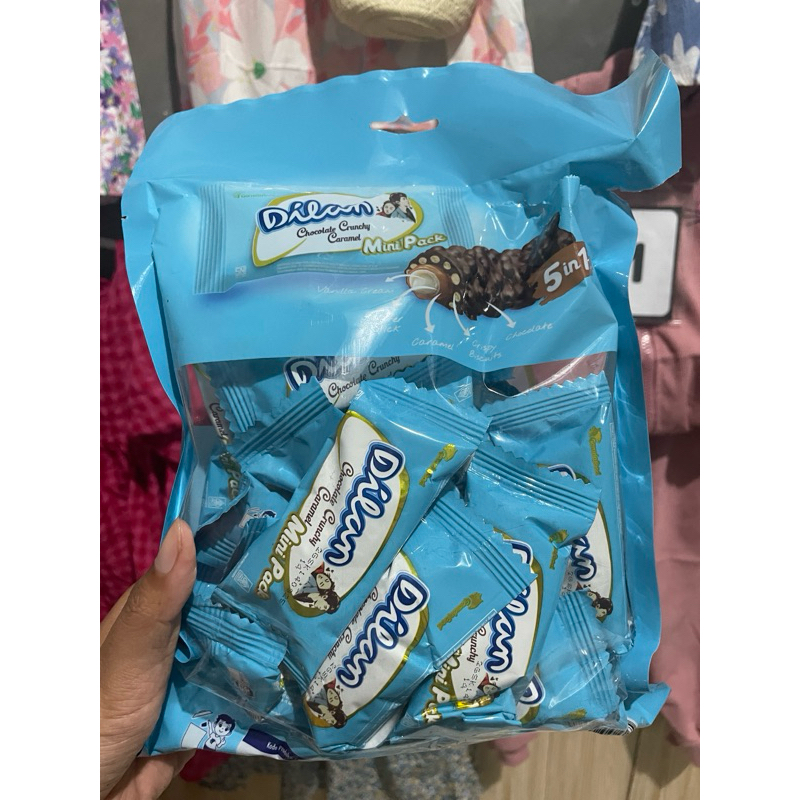 

snack cokelat pouch
