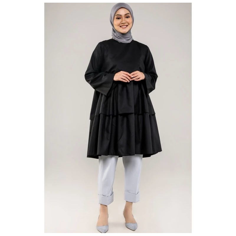 Velona Tunic by MANNEQUINA