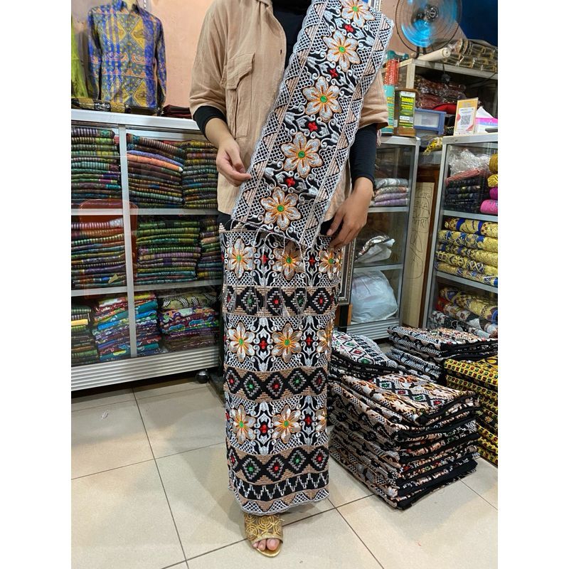 Tapis sanwos bordir melati silver