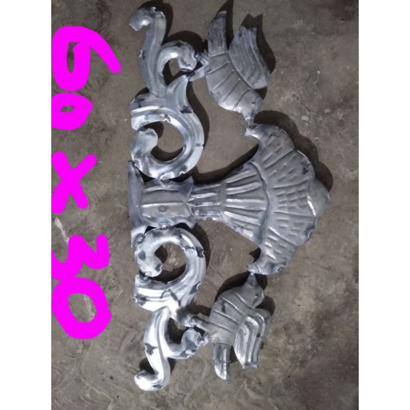 ORNAMEN PAGAR BESI BURUNG 60x30cm