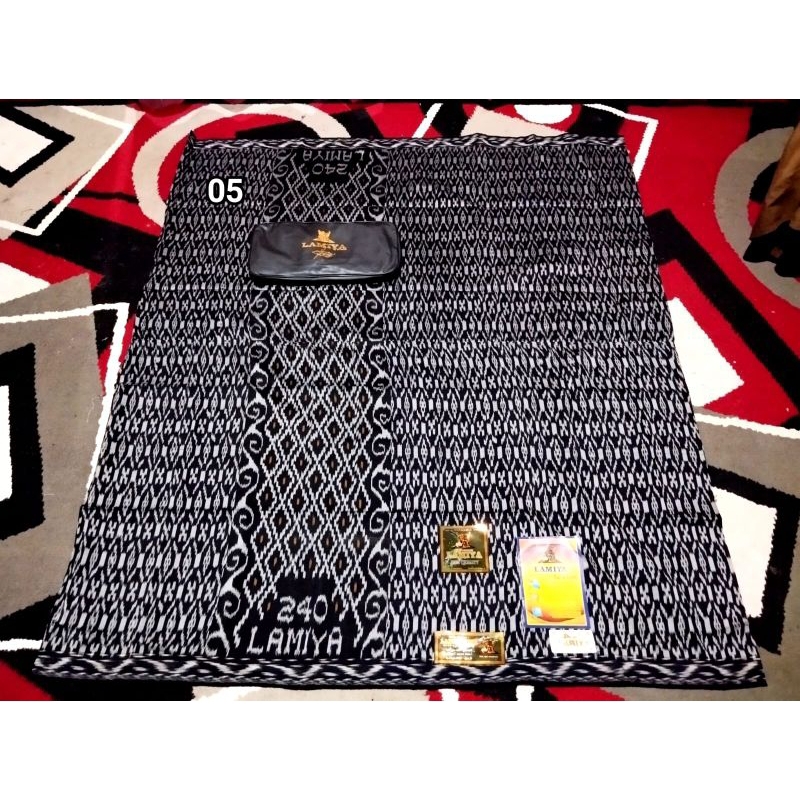 LAMIYA 200 MOTIP KWG JAHIT TENGAH