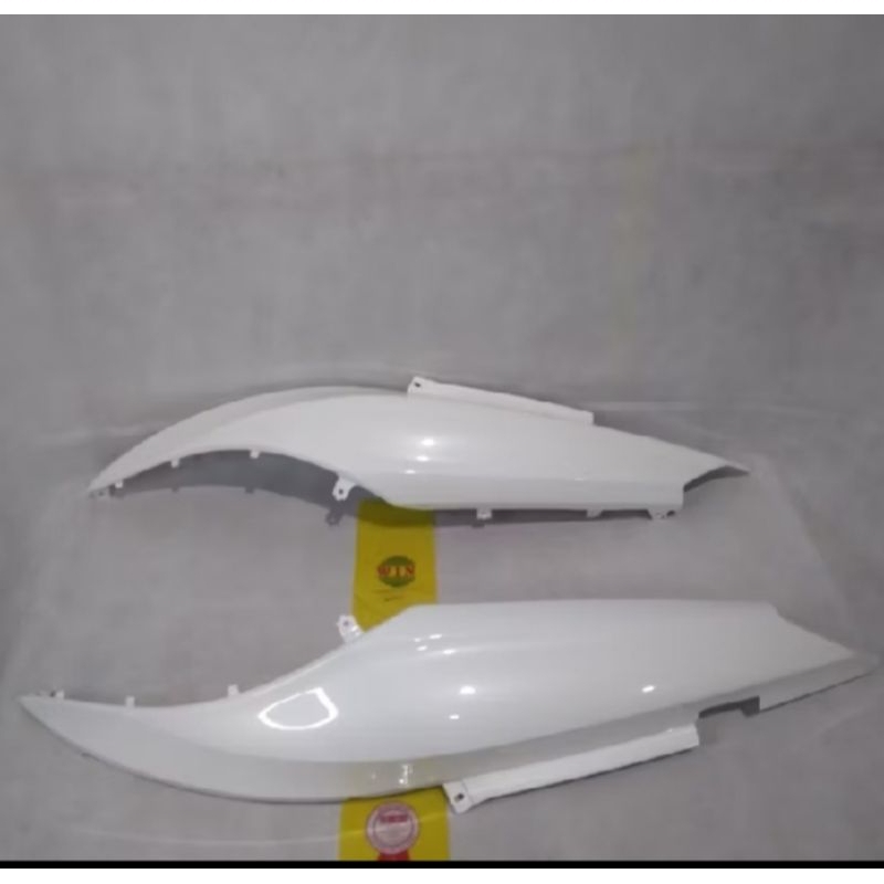 cover body belakang Yamaha Mio j Mio gt original copotan