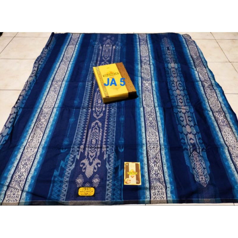 SARUNG WADIMOR JACQUARD ANTIK