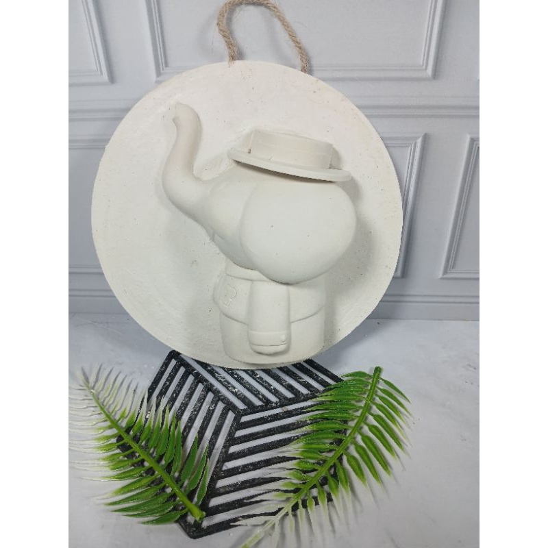hiasan dinding gypsum karakter 3D gajah