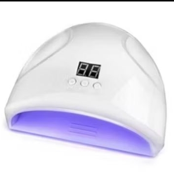 UV nails/UV lamp nail art