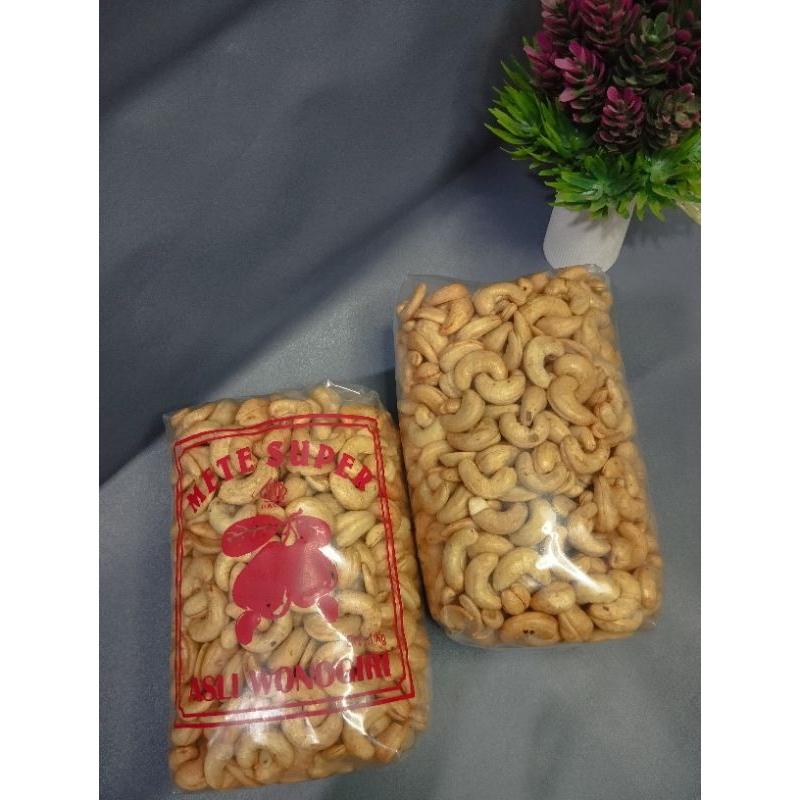 

Kacang Mete Wonogiri