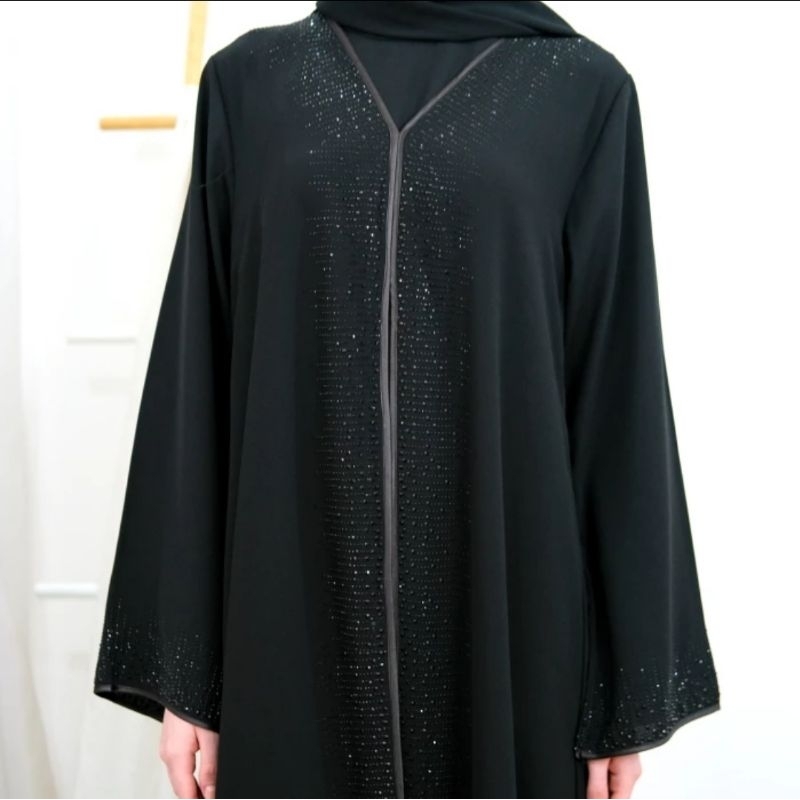 Abaya Alesha | Gamis Hitam Syari Alesha