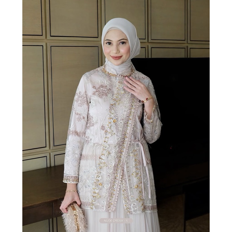 (𝐒𝐈𝐀𝐏 𝐊𝐈𝐑𝐈𝐌) SARAH THE LABEL | Hana Kimono