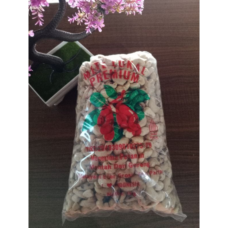 

Kacang Mete Kacang Mede Lokal Premium 1Kg