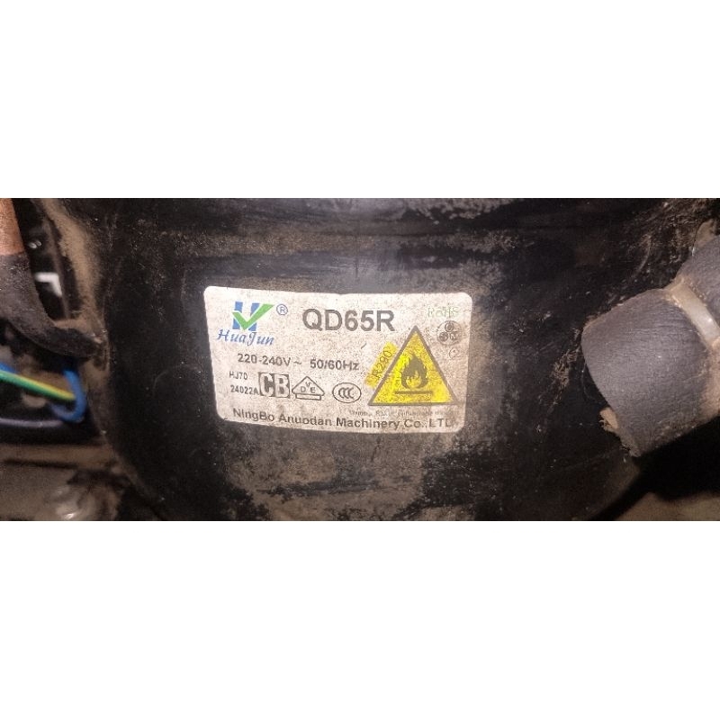 Kompresor kulkas Aqua