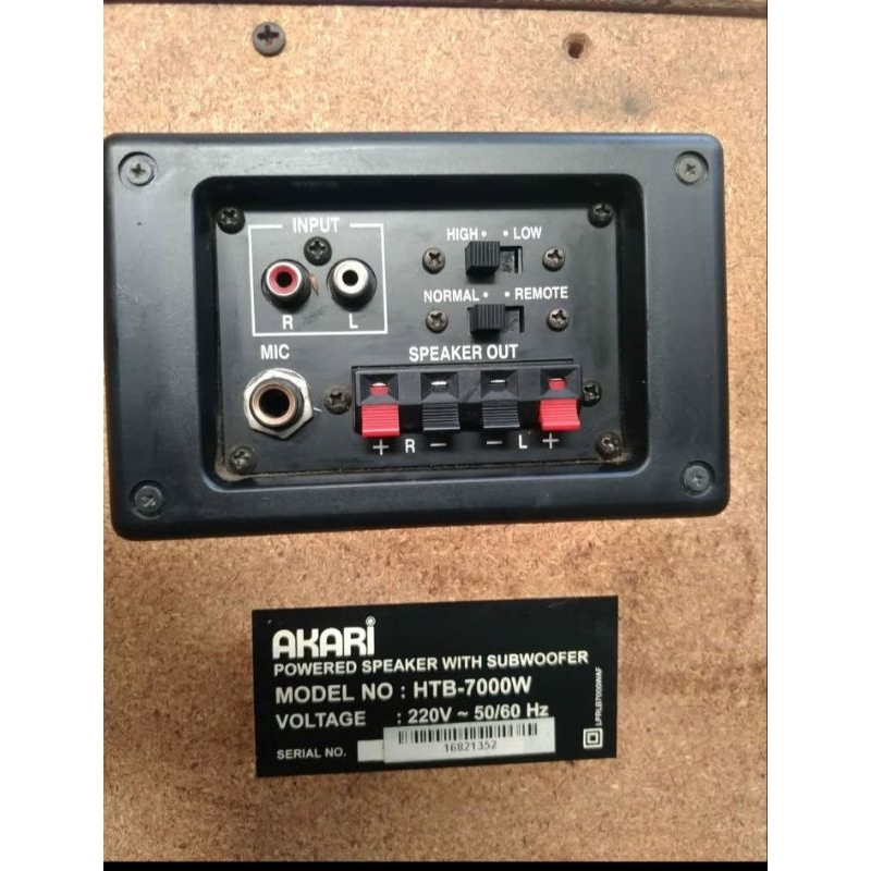 subwoofer aktif Akari